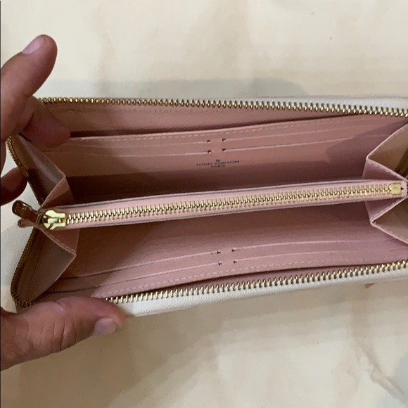 Louis Vuitton TAHITIENNE Clemence Wallet EUC - Picture 4 of 15